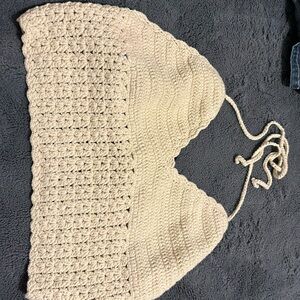 knitted beige crop top